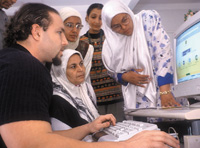 В Microsoft Research уверены, что опыт создания пользовательского интерфейса для неграмотных может помочь и в усовершенствовании традиционных интерфейсов 