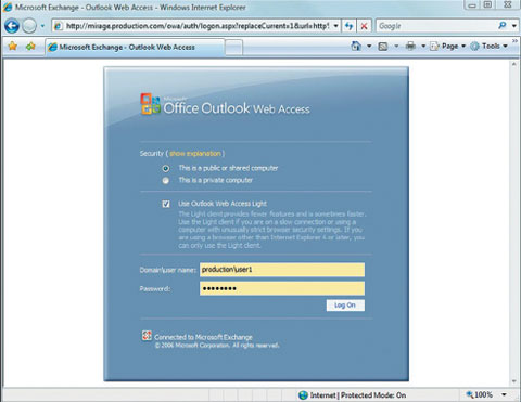 Экран 1. Экран входа в OWA показывает флажок для OWA Light