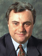 Теперь Стив Милз, генеральный менеджер IBM Software Solutions, впервые может вступить в прямую конкуренцию с некоторыми партнерами корпорации, разрабатывающими бизнес-приложения