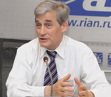 Иван Бортник: «Хорошо, что Microsoft поддерживает этих ребят финансово, но нехорошо, что они не знают, что Россия тоже готова их поддержать своими деньгами; поддержать их от имени России — это для нас принципиально важно»