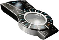 Устройство Atlas Kinetic заряжается за счет тех движений, которые пользователь совершает, идя по улице, садясь  и даже заходя в автобус