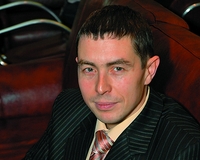 «В стратегии развития ИТ-поддержки бизнеса изменен приоритет в сторону  развития информационной системы с учетом повышения качества услуг внешним клиентам, часть проектов отложена до прояснения финансового положения компании»,  Дмитрий Рудаков, начальник отдела поддержки и развития информационной системы «ТВЭЛ-Инвест»