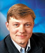 По словам Стивена Девитта, подключаемые к сети вычислительные приставки обеспечивают более эффективное использование ресурсов, чем то число стандартных серверов, которое могло бы потребоваться для обеспечения такой же производительности