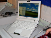 Новая модель ASUS Eee PC имеет дисплей с диагональю 8,9 дюйма 