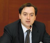 «Цены на российском рынке завышены на 30—40% по сравнению с европейскими, и поставщики пока тяжело идут на снижение этих цен»,  Алексей Катрич, управляющий директор по ИТ банка «Траст»