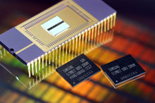 Свои первые микросхемы DDR3 компания Samsung Electronics представила около трех лет назад 