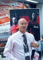 Тони Уоткинс: «Начиная с августа новые разработки EA будут появляться в «оссии одновременно с их общемировыми премьерами» 