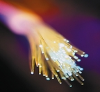 До сих пор шифрование, как правило, выполнялось электронными устройствами со скоростью не более 10 Гбит/c. Без высокоскоростного оптического шифрования предприятия, желавшие передавать трафик на скорости 100 Гбит/c, не могли эффективно использовать всю выделенную им длину волны