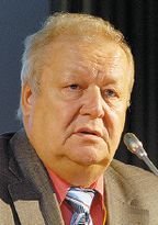 По словам Владимира Тихомирова, на мировом рынке электронного обу?чения России принадлежит в лучшем случае 2%