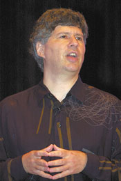 Дэвид Тенненхаус: «Мне нравятся инновации. Меня часто удивляло то, что в сфере корпоративных исследований и разработок мы рассчитываем на успех наших проектов, но они не оправдывают себя, не соответствуют целям компании или же компания меняет направления своей деятельности. Это всегда разочаровывало меня в Intel и в DARPA, а New Venture Partners как раз с большим успехом поддерживает такие проекты»