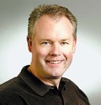 По словам Кевина Джонсона, в Microsoft планируют продолжать выполнение объявленного плана по усилению своих позиций в области поиска и Internet-рекламы, в том числе путем активизации собственных разработок