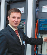 Андрей Климов демонстрирует работу 10-терабитного маршрутизирующего кластера 