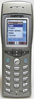 Рисунок 3. Удобный беспроводной телефон Aastra Phone 142 производства компании Aastra-Detewe является составной частью решения DECToverIP, разработанного ею на базе стандарта SIP.