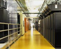 В Intel подчеркивают, что до 23% всех расходов, связанных с развертыванием и эксплуатацией серверов, приходится на электроэнергию и охлаждение, и снижение этого показателя является одним из наиболее эффективных способов уменьшения затрат