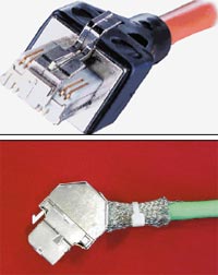 Рисунок 1. Конструкция разработанных Nexans модулей GG45, характеристики которых описаны в стандарте IEC 60603-7-7, обеспечивает обратную совместимость с RJ45. Заменив коммутационные шнуры, можно перейти от стандартных решений к будущим высокоскоростным или «мультисервисным». Рисунок 2. Розеточный модуль Volition RJ45 Категории 7 имеет компактный размер, встроенную защелку, не требует специального инструмента. Все восемь медных контактов терминируются одним щелчком. Модуль может собираться и разбираться несколько раз без ухудшения характеристик контакта. Ввод кабеля осуществляется как сверху, так и снизу, что удобно при установке модуля на рабочем месте и в зоне коммутации.