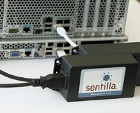 В Sentilla используют небольшие устройства, которые подключаются к задней панели каждого сервера и измеряют фактическое количество электроэнергии, которое им потребляется