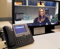 По мнению экспертов, одно из немаловажных достоинств общедоступных залов заключается в том, что они позволяют компаниям опробовать данную технологию, не прибегая к дорогостоящей процедуре оборудования собственных помещений