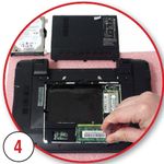 Отворачиваем 11 винтов и переворачиваем нетбук