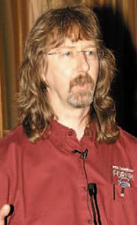 По словам Кнута Гримсруда, разработка mSATA длилась около девяти месяцев