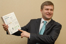 Андрей Албитов, глава представительства Eset в России, представляет новые продукты компании 