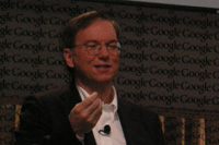 Эрик Шмидт: «Google не собирается монетизировать все подряд, Google ставит своею целью изменить мир» 