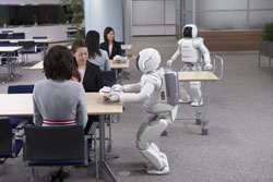 Инженеры Hohda научили робота Asimo обслуживать гостей, разнося чай и отвешивая легкий красивый поклон 