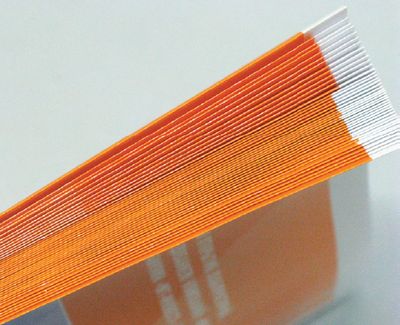 Достаточно взглянуть на фото, чтобы сразу понять, где поработал Tri-Creaser, а где фальцовка шла без него 