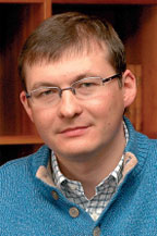 «Пришлось выбирать: либо везде внедрять единое ERP-решение, либо предоставить компаниям холдинга возможность внедрить у себя то, что они посчитают более приемлемым», — Сергей Лаврухин, в недавнем прошлом — заместитель генерального директора и финансовый директор холдинга «Проф-Медиа».