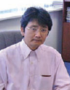 Танигучи Тсуеси, генеральный директор 