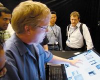 Более всего создатели LaserTouch подчеркивают тот факт, что их новая разработка может работать практически с любым плоскопанельным дисплеем, в том числе и с проекционным экраном