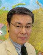 Аоуми Есихиро, генеральный директор 