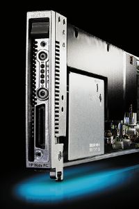 В одной стойке можно разместить 280 лезвий HP BladeSystem bc2800 или bc2200