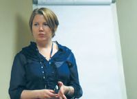 Тина Роуз — агент НР по борьбе с контрафактом