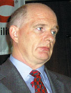 Питер Долан: «Объединенный центр предоставляет единый канал обращений по вопросам покупки и технического обслуживания оборудования APC»