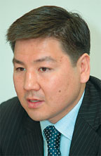 Аскар Жумагалиев: «Вклад государства в создание NGN-сети заключается в стимуляции населения к потреблению дополнительных услуг»