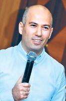 Денис Свердлов, генеральный директор Yota