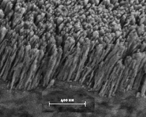 помещая медные наностержни на медных межсоединениях в микросхеме, можно значительно уменьшить количество образующегося тепла