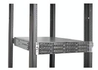 Рисунок 2. Новая система хранения серии Netgear ReadyNAS 3200 стоимостью от 250 тыс. руб. предусматривает резервирование питания и имеет два порта Gigabit Ethernet. Обеспечивая хранение до 24 Тбайт данных, она подходит для консолидации серверов и онлайнового резервного копирования, позволяя решать типичные для SMB проблемы хранения.