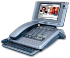 Видеотелефон фирмы Amstrad в привычном форм-факторе с выдвижной клавиатурой