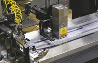 Операторы Wolf Mailing and Marketing Services добились неслыханных ранее скоростей— до 90000 экз./ч для почтовых карт формата 10,8в15,2 см с персонализацией на принтере Videojet BX 