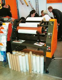 Следуя велениям кризиса, многие экспоненты решили ограничиться информационными стендами, но выставка категорически не производила впечатления 