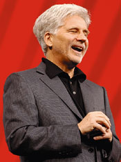 По словам Чарльза Розвата, к числу основных проблем, которые приходится решать современному ИТ–руководителю, можно отнести управление гетерогенной инфраструктурой и перераспределение ресурсов