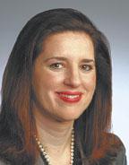 Мэри Макдауэлл: «Мы расширяем свой бизнес и в области оборудования, и в разработке программного обеспечения. Рост в сегменте безопасности, увы, практически отсутствует. Это связано с состоянием рынка продуктов защиты периметров сетей»