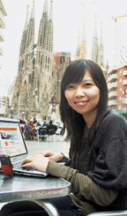 До нынешнего года форум носил название 3GSM Congress, но тематика MWC давно перешагнула границы мобильных сетей третьего поколения