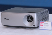 Новые проекторы для переговорных отличает наличие технологии BrilliantColor, повышающей достоверность цветопередачи и яркость изображения 