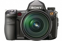 Новую камеру в Sony предназначают для людей, серьезно занимающихся фотографией, и цена у нее соответствующая - около 3 тыс. долл. только за камеру без объектива 