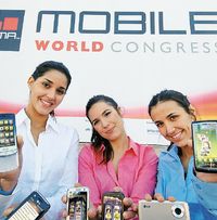 Недавняя выставка Mobile World Congress в Барселоне продемонстрировала: лидеры мировой телекоммуникационной индустрии уже сейчас, в разгар экономического кризиса, прощупывают точки будущего роста. 