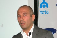 Денис Свердлов пообещал, что подписчики сети Yota получат мобильный доступ к Internet со скоростью до 10 Мбит/с