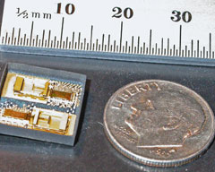 На разработку технологии mmWave у IBM ушло четыре года. В прошлом году компания продемонстрировала прототип микросхемы размером с монетку в десять центов, способный передавать по радиоканалу несжатое видео в формате высокой четкости