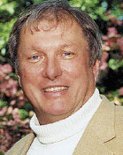 Нейл Линкольн был не только разработчиком аппаратных средств, но работал также над операционной системой SCOPE 2.0 и компилятором Фортран для CDC6600